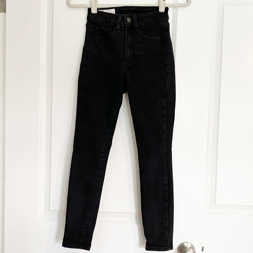 Gap High Rise Universal Jeggings with Washwell